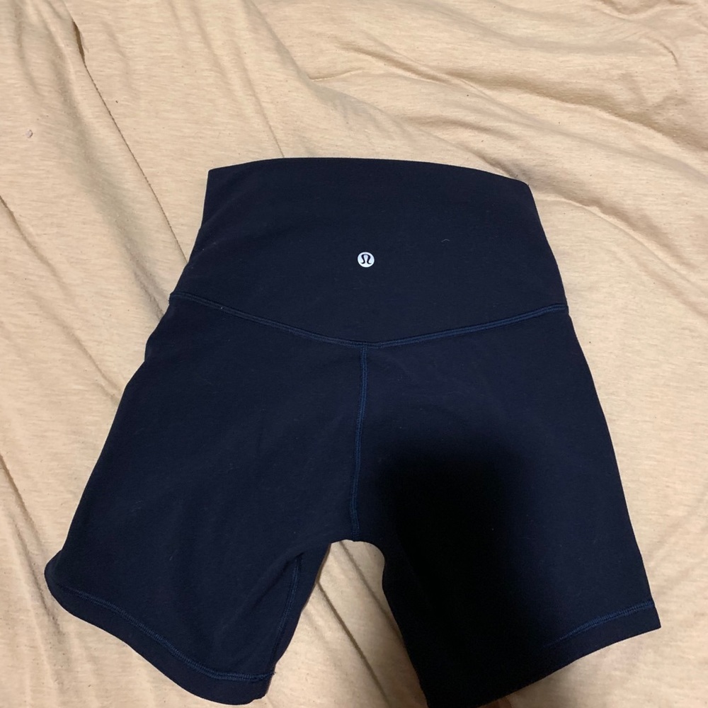 Lulu lemon align short